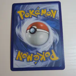 Pokemon Celebi 009/185 Amazing Rare Holo - Vivid Voltage - Glitter Foil - Image 2