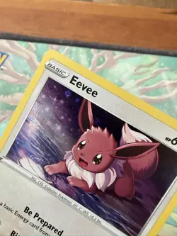 Pokemon TCG Eevee SWSH127 SWSH Promo Cosmos Holo Foil - Image 2