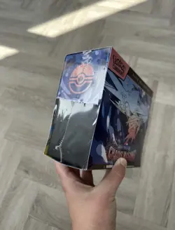 Pokemon TCG Mega Evolution Chaos Rising Elite Trainer Box ETB - NEW - SEALED - Image 2