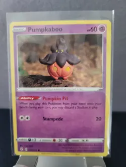 Pumpkaboo 076/203 Common Evolving Skies Yuka Mori Pokemon NM Clay Art Tcg Card - Image 1