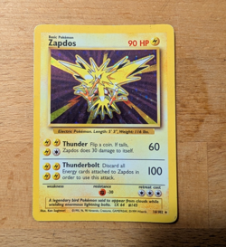 Wizards of the Coast Pokemon TCG Zapdos Base Set Holo Rare 16/102 EN 1999 - Image 1