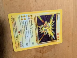 Wizards of the Coast Pokemon TCG Zapdos Base Set Holo Rare 16/102 EN 1999 - Image 2