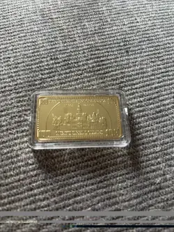 Pokemon Card and Collectible Gengar Gold-Plated Bar - Image 2