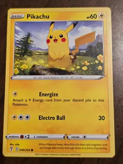 Pikachu 049/203 Rare Pokemon Evolving Skies - Image 1