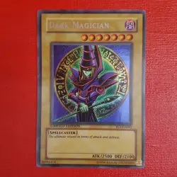 Yugioh Dark Magician FL1-EN002 Limited Edition - Image 1
