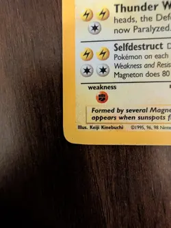 Magneton Base Set Unlimited 9/102 Holo Rare Card Pokemon MP (Minor Crease Pic 7) - Image 4