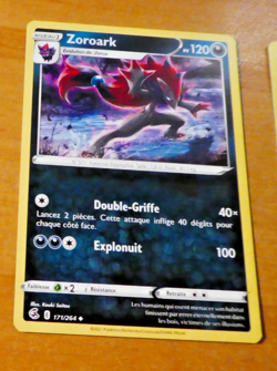 POKEMON FRANCAIS CARD CARTE ZOROARK 171/264 FR EB08 MINT 2021 - Image 1