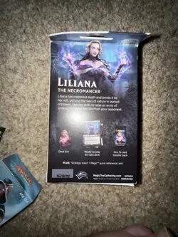 Magic: The Gathering Core Set 2019 Liliana, the Necromancer Planeswalker Deck - Image 2