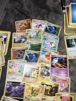 Huge Pokemon TCG Bulk Bundle With A Huge Range Of Cards 1995+ - Image 4