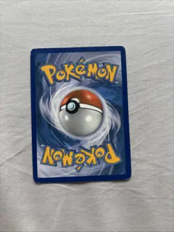 Pokemon Pikachu RC7/RC25 Legendary Treasures Radiant Collection Holo LP - Image 2