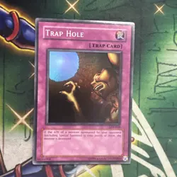 Yugioh! Trap Hole LOB-058 Super Rare Unlimited MP - Image 1