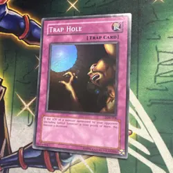 Yugioh! Trap Hole LOB-058 Super Rare Unlimited MP - Image 2