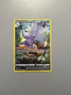 Pokemon TCG Hisuian Goodra Card Crown Zenith: Galarian Gallery GG21/GG70 NM/M - Image 1