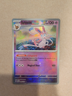 Pokemon TCG Sylveon Masterball Reverse Prismatic Evolutions 040/131 - Image 1