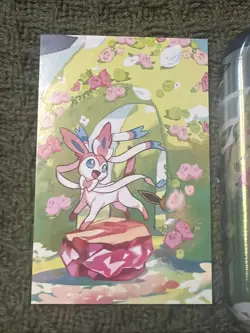 Pokemon Sylveon 🌀 040/131 Cosmos Holo Prismatic Evolutions Promo Tin Art - Image 2
