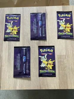 Pokemon Trick Or Trade Booster Pack - 3 x Halloween Trick Or Treat Cards in pack - Image 3