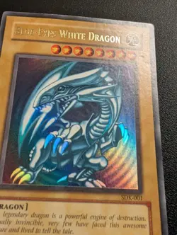 Blue-Eyes White Dragon SDK-001 Ultra Rare Unlimited Damaged - Image 2