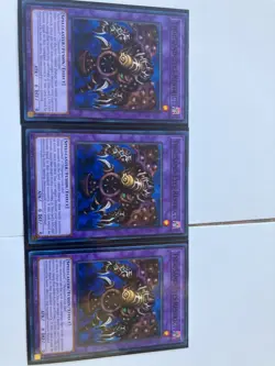 yugioh card lot 200+ holos deluxe box - Image 2
