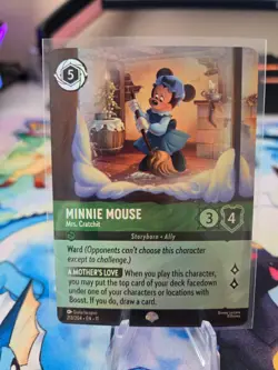 Disney Lorcana Minnie Mouse - Mrs. Cratchit (Epic) Winterspell 213/204 - Image 1