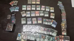 MTG Warhammer 40k Complete Decks: Tyranid Swarm and The Ruinous Powers - Image 2