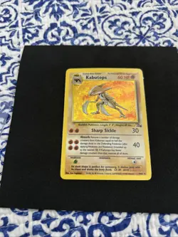 Pokemon TCG Kabutops Holo Rare Unlimited Card Fossil 9/62 - Image 1