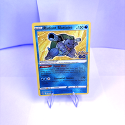 Radiant Blastoise 018/078 Radiant Rare Pokemon GO Pokemon Holo NM - Image 1
