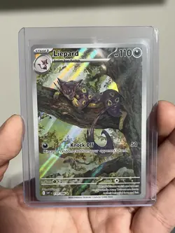 Liepard 137/086 IR White Flare Pokemon TCG - Image 1