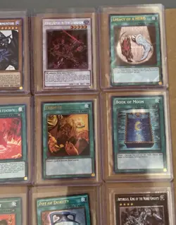 1996 Yu-Gi-Oh LOT 20 Cards YUGIOH IN TOP LOADERS 1st Edition and Limited Edition - Image 4