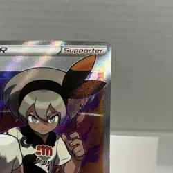 Bea Full Art Ultra Rare Holo Vivid Voltage Trainer Card - Image 3