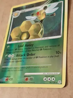 Pokemon Vespiquen 39/130 Diamond & Pearl Reverse Holo LP See Pictures - Image 3