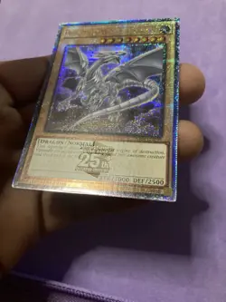 Blue-Eyes White Dragon Quarter Century Secret Rare RA04-EN108 Yugioh 8th Art MNT - Image 2