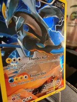 Pokemon TCG Black Kyurem XY80 Full Art Black Star Holo DAMAGED - Image 2