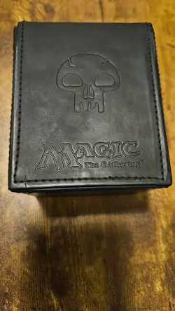 Magic the Gathering MTG Mana Flip Deck Box Ultra Pro BLACK Magnetic - 100 Cards - Image 2