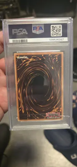 Konami Victoria SOVR-EN093 Stardust Overdrive Unlimited Secret Rare PSA 8 - Image 2