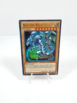Yugioh - Blue-Eyes White Dragon SDBE-EN001 1st Edition - Ultra Rare NM - Image 1