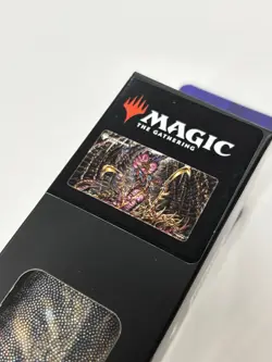 Commander Series: Sliver Queen Holo Stitched Edge Play Mat Playmat ULTRA PRO MTG - Image 3