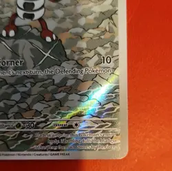 The Pokemon Company Pawniard 142/086 SV Black Bolt Holo Basic 60 HP IR EN - Image 3