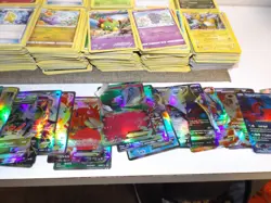 HUGE LOT OF POKEMON CARDS OVER 500 CARDS - Image 5