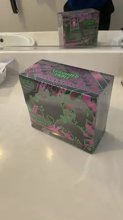 Pokemon TCG Scarlet Violet Shrouded Fable Elite Trainer Box ETB NEW & SEALED - Image 2