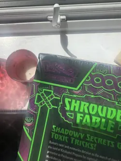 Pokemon TCG Scarlet & Violet Shrouded Fable Elite Trainer Box ETB | New Sealed - Image 2