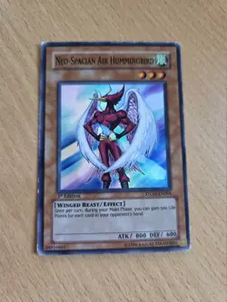 Neo-Spacian Air Hummingbird - STON-EN004 - Super Rare 1st Edition (Heavy Play) - Image 1