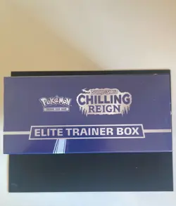 Pokemon cards - Chilling Reign Elite Trainer Box - Sword & Shield - Sealed - Image 2