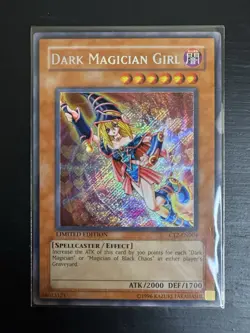 Konami Yu-Gi-Oh! TCG Dark Magician Girl CT2-EN004 Secret Rare Foil LE - Image 1