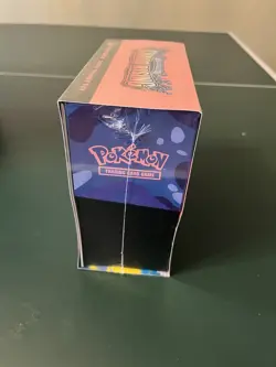 Pokemon Chaos Rising POKEMON CENTER ETB 🔥 ELITE TRAINER BOX NEW FACTORY SEALED - Image 2