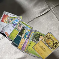 Pokemon English Base Card Lot- Over 600 Base card uncommon common trainer - Image 3