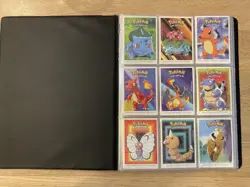 Lot De 126 cartes pokemon dunkin boomer Annee 2000 Dans Un Classeur - Image 1