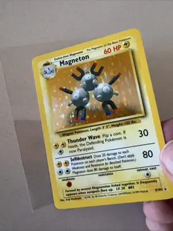 1999 Pokemon Base Set Magneton 9/102 Holo Rare WOTC Vintage Trading Card - Image 2