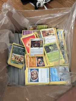 Pokemon TCG Bulk Lot | 20 LBS Commons Uncommon | Minimal Energy | Duplicates - Image 1
