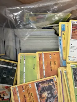 Pokemon TCG Bulk Lot | 20 LBS Commons Uncommon | Minimal Energy | Duplicates - Image 4