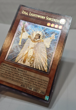 ULTIMATE Rare Lyla, Lightsworn Sorceress LODT-EN019 Unlimited Yugioh 7678 - Image 3